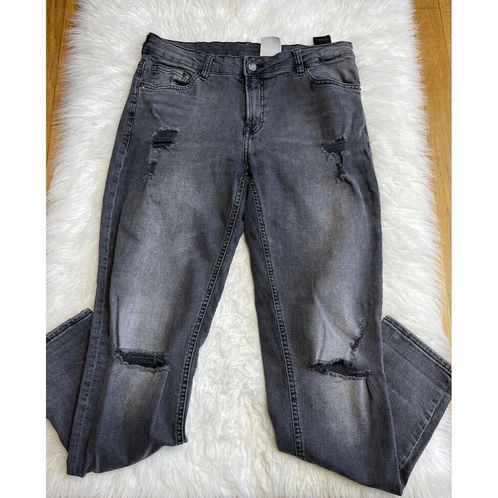 H & M & Denim Girlfriend fit distressed Black Jeans Women's Size 8 Flawed D20